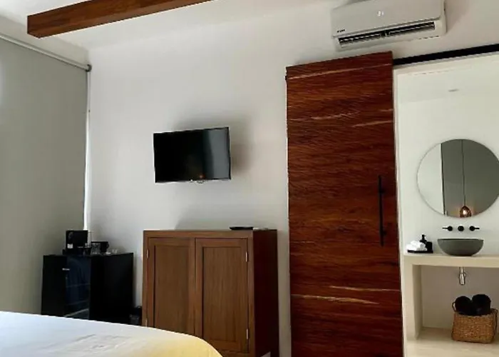 Bt Hotel